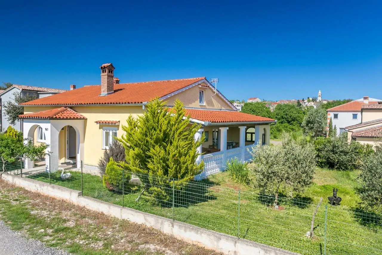 Aretha Villa Liznjan Holiday home